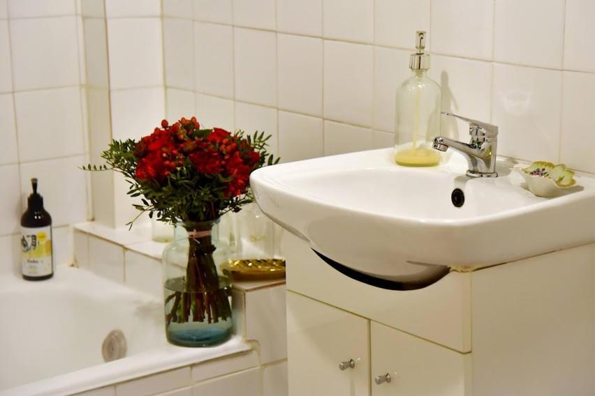 Blumen Apartment Budapest Exteriör bild